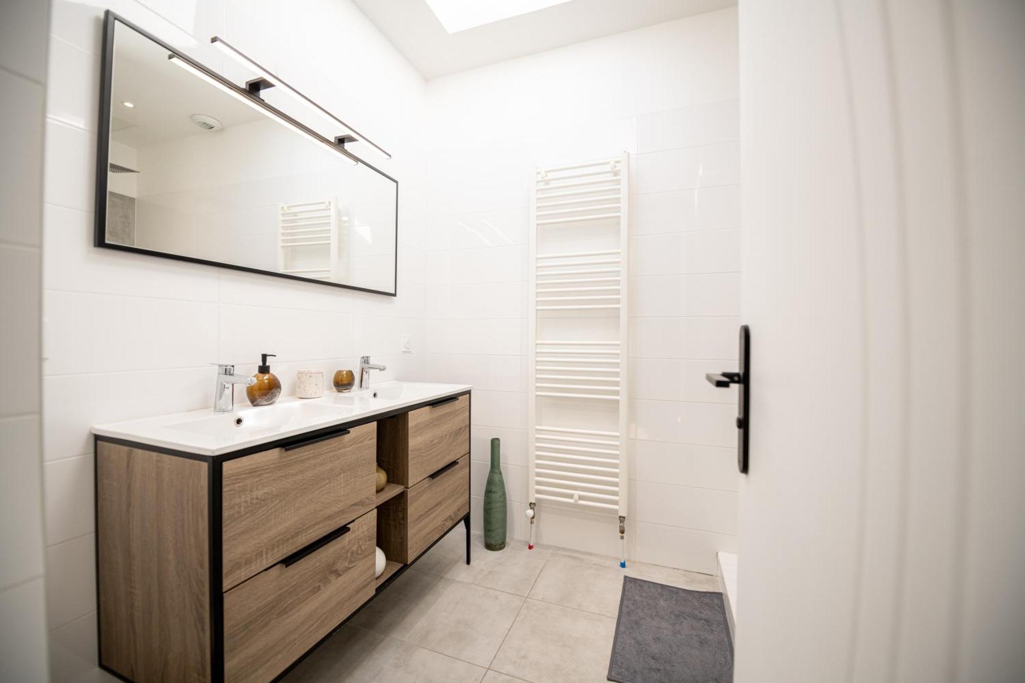Kasa Madura - Duplex Au Calme Tout Equipe Saint-Etienne  Bagian luar foto